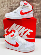 Tênis Nike Court Borough Mid