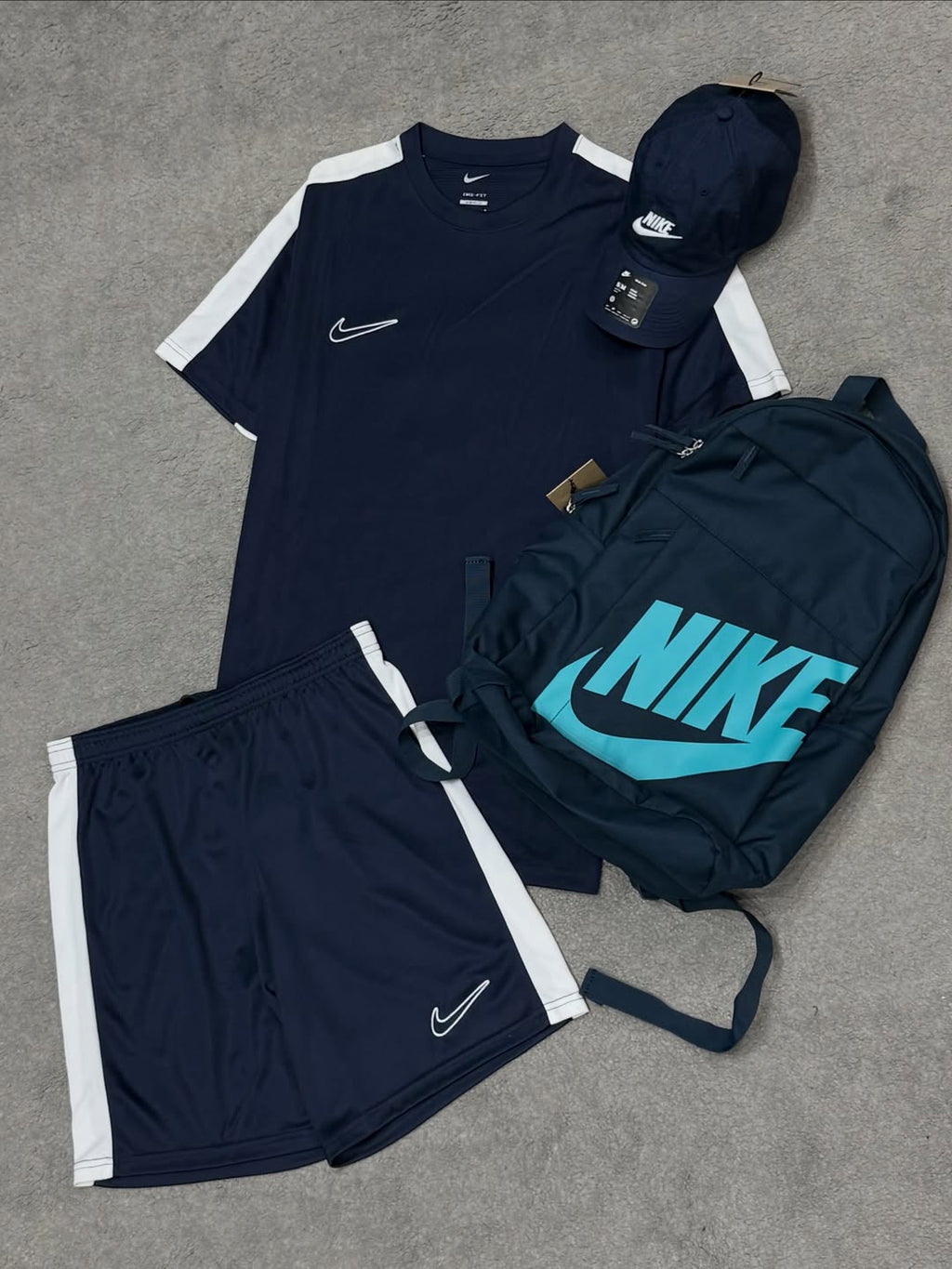Kit Completo NK Escolar