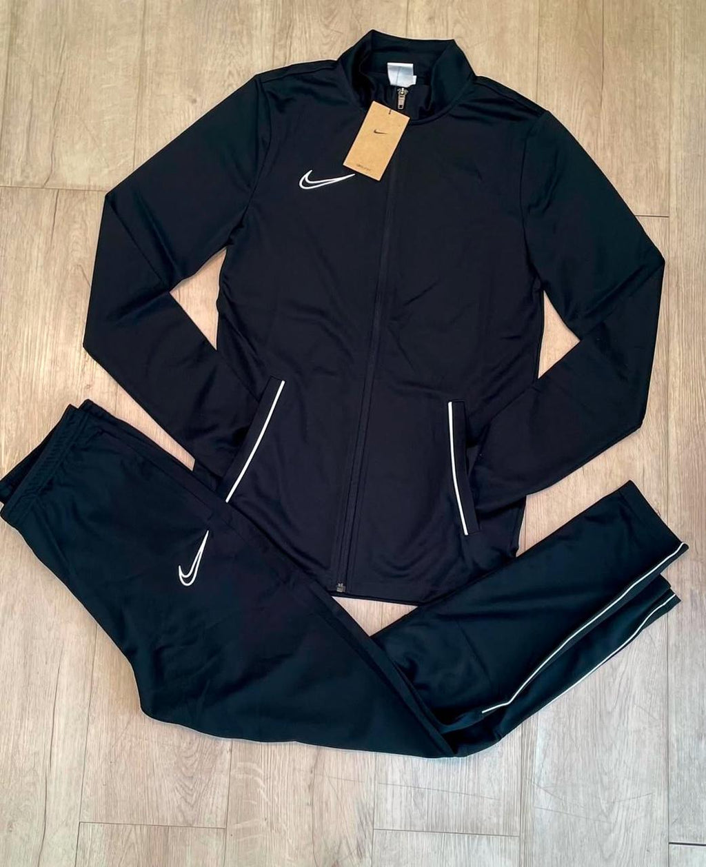 Conjunto NK Academy 2025